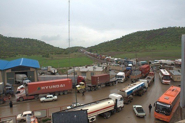 ۲۲۴ هزارتن کالا از گمرک خوی به خارج کشور صادر شد