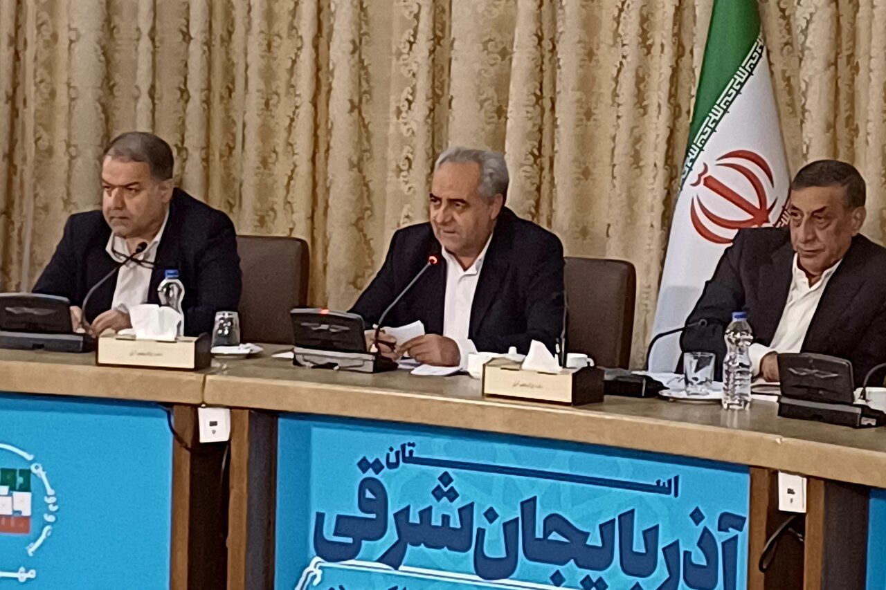 رتبه نخست آذربایجان‌شرقی در نظارت و تجهیز مدارس و پشتیبانی مدرسه‌سازی