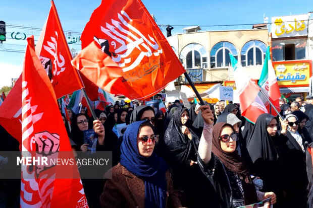 پیام آذری
