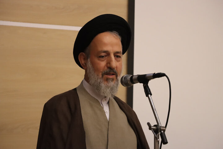 پیام آذری