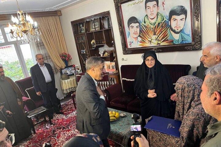 پیام آذری