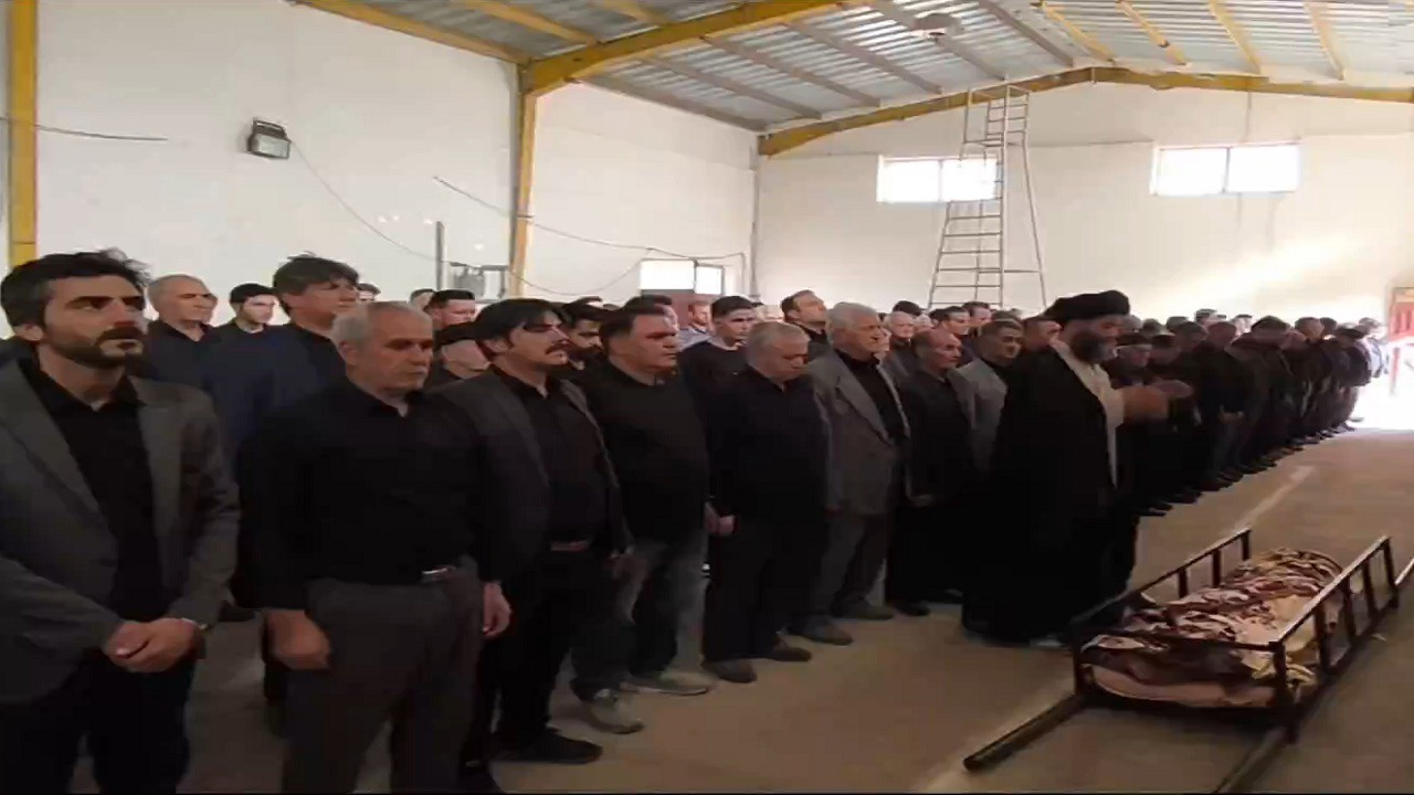 تشییع و خاکسپاری پیکر مادر شهید سعادت زاده در سراب