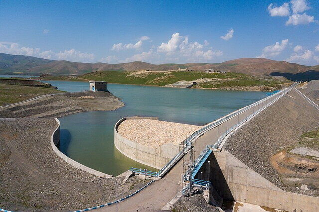 پیام آذری