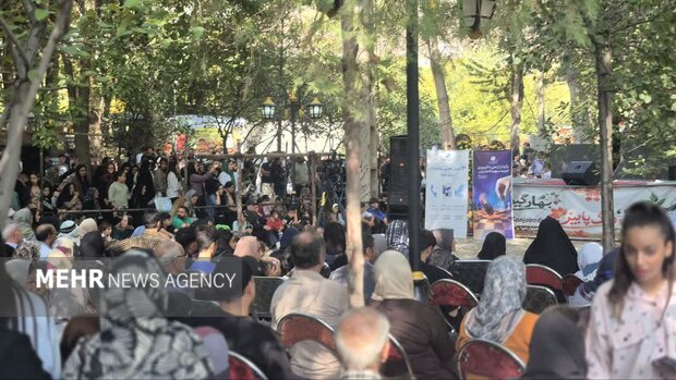 پیام آذری