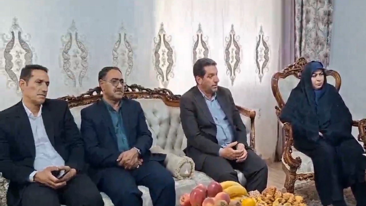 پیام آذری