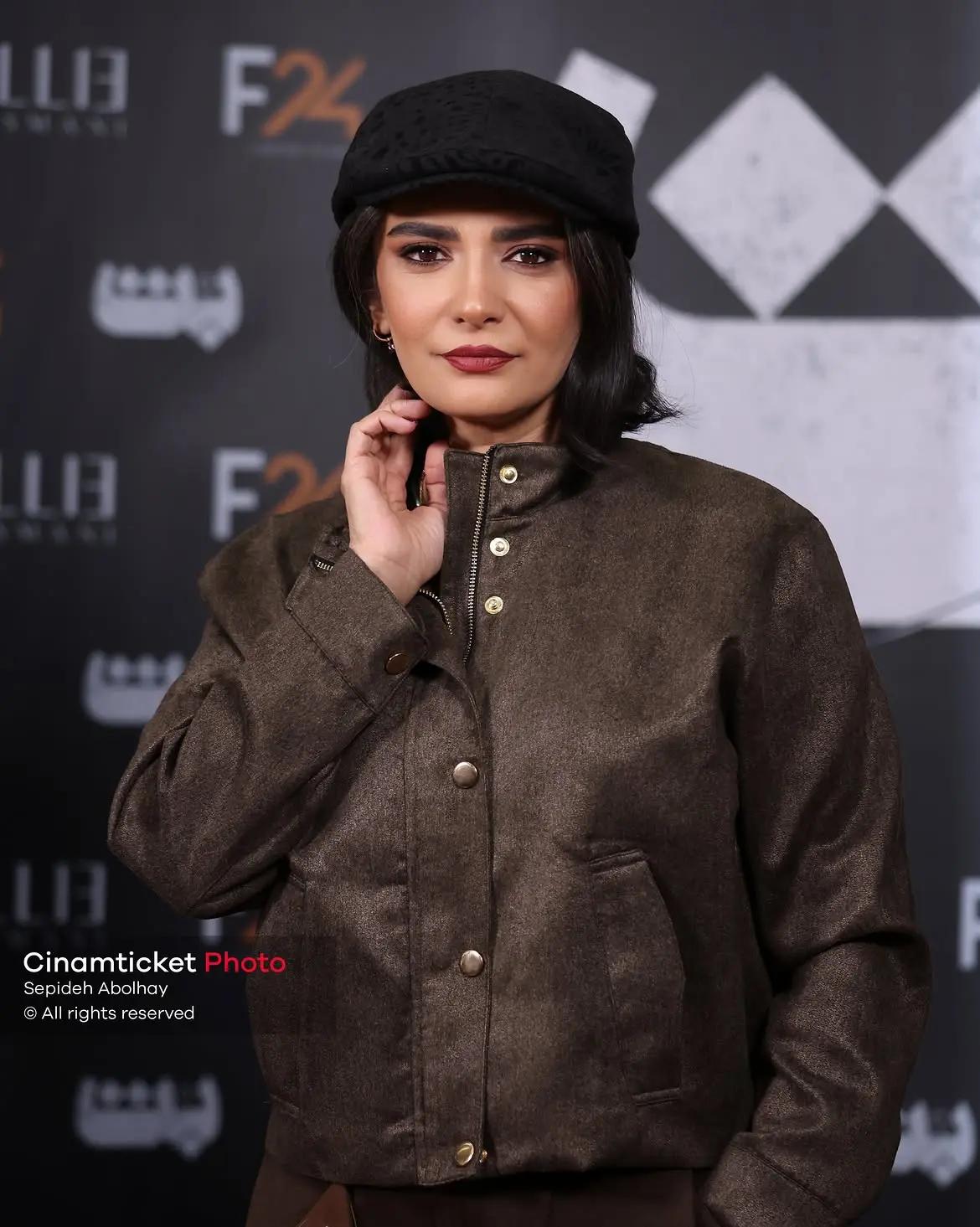 پیام آذری