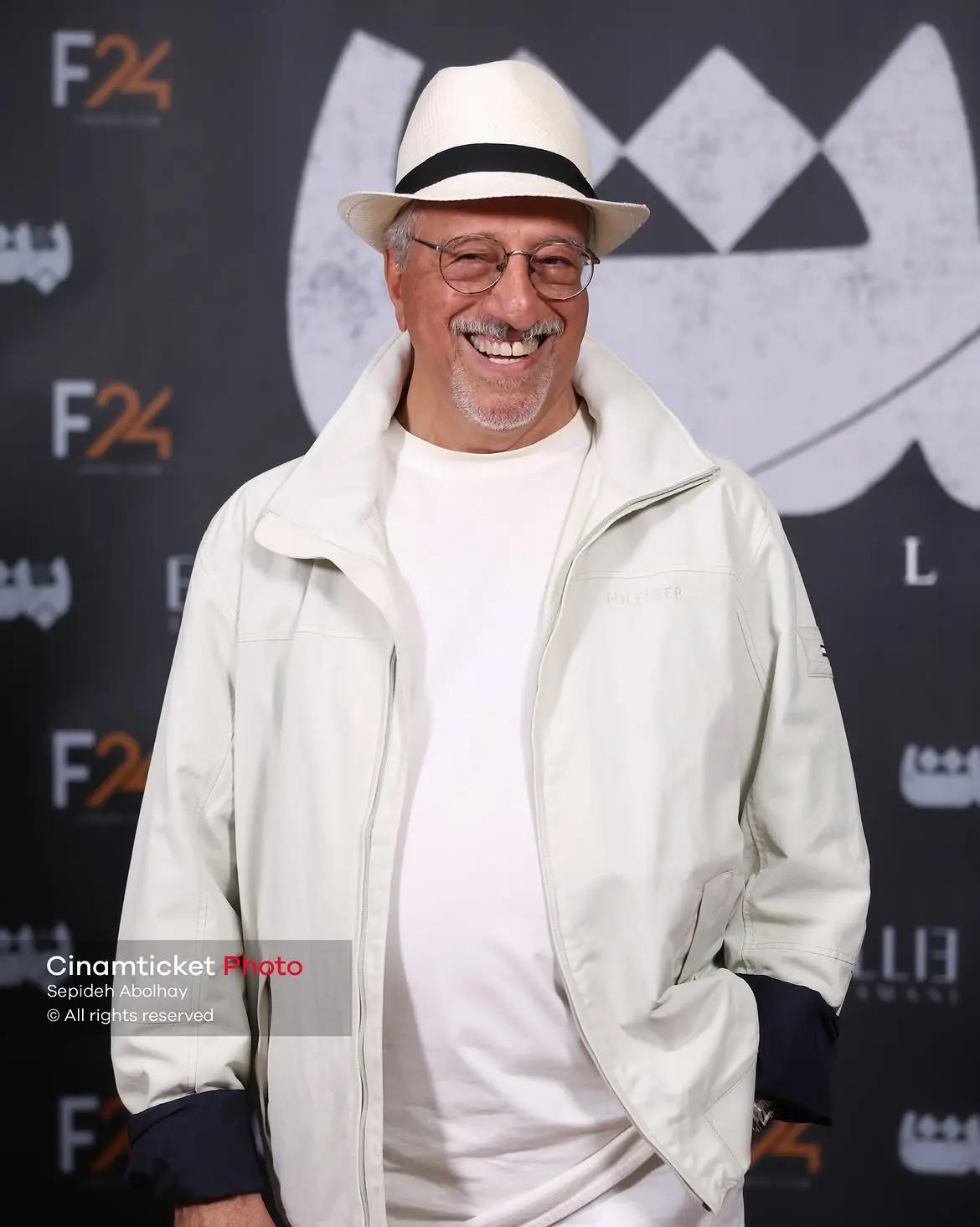 پیام آذری