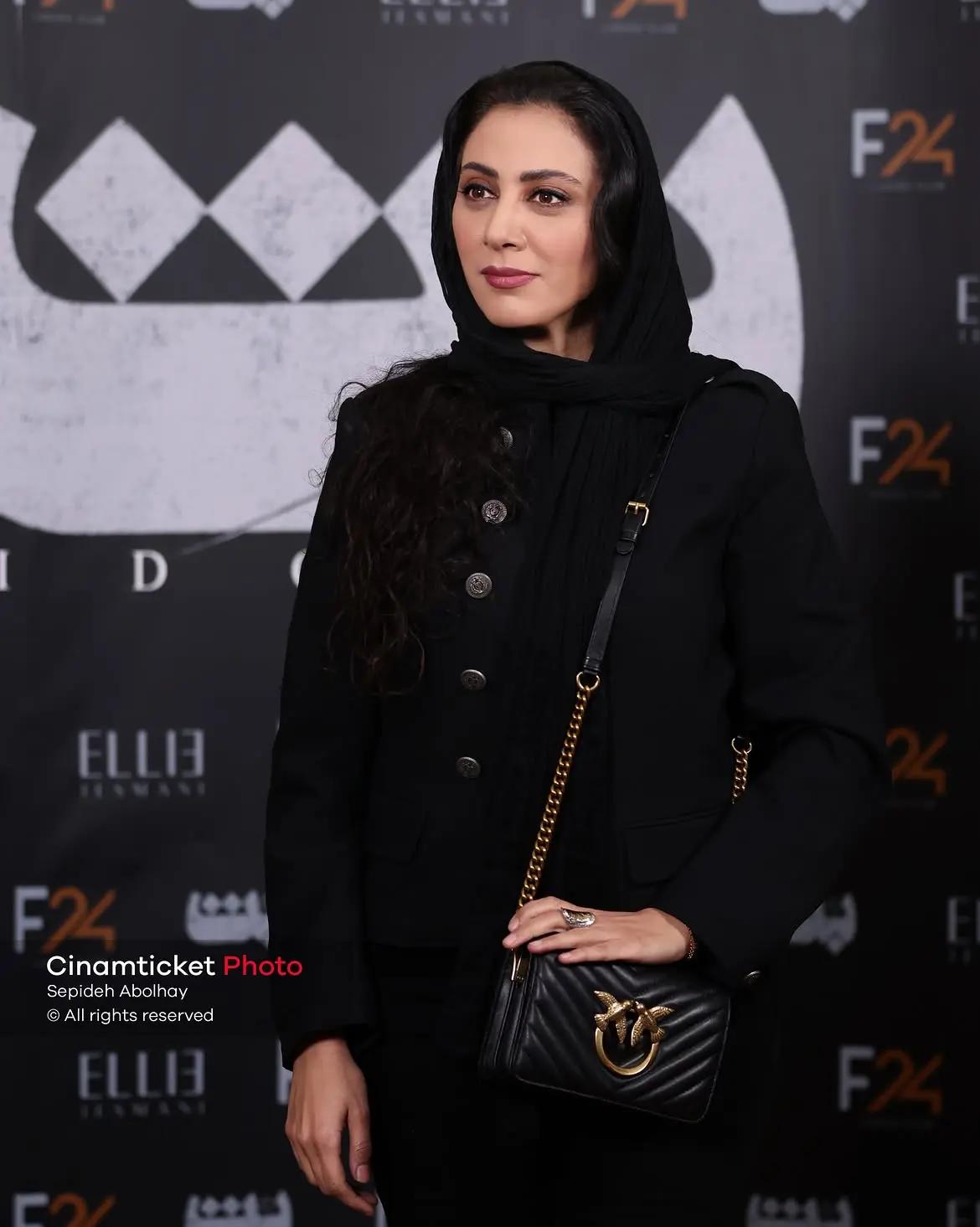 پیام آذری