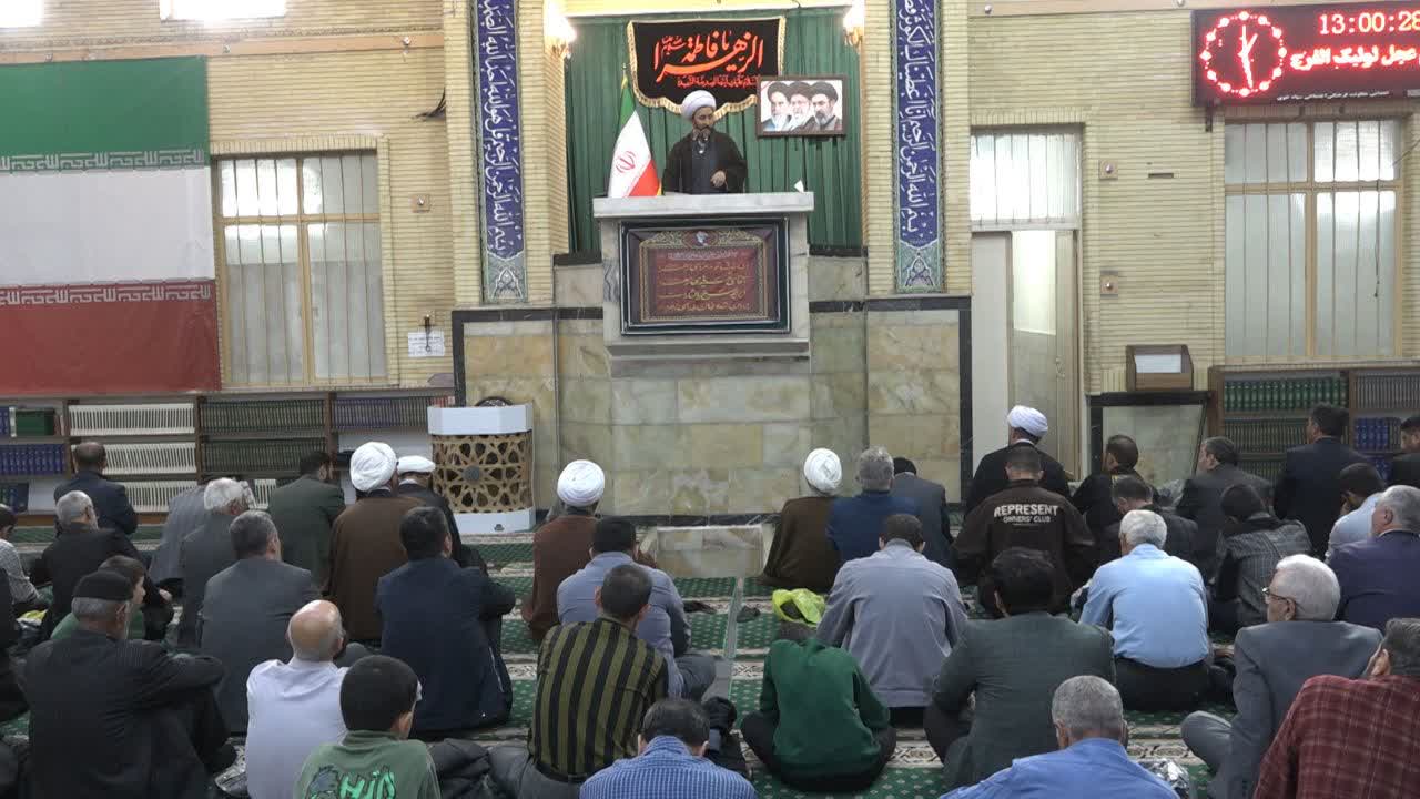پیام آذری