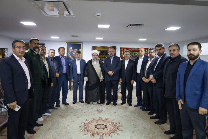 پیام آذری