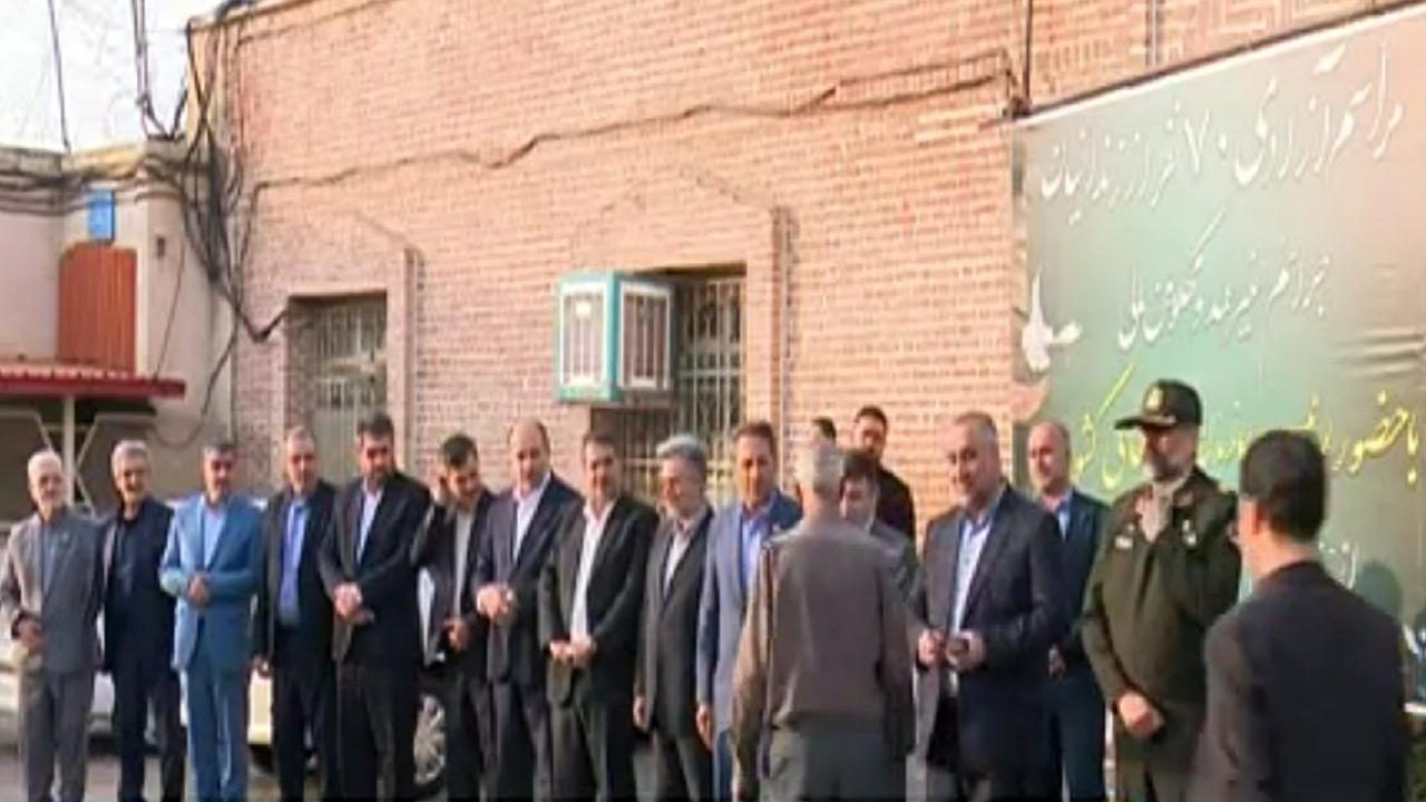 پیام آذری
