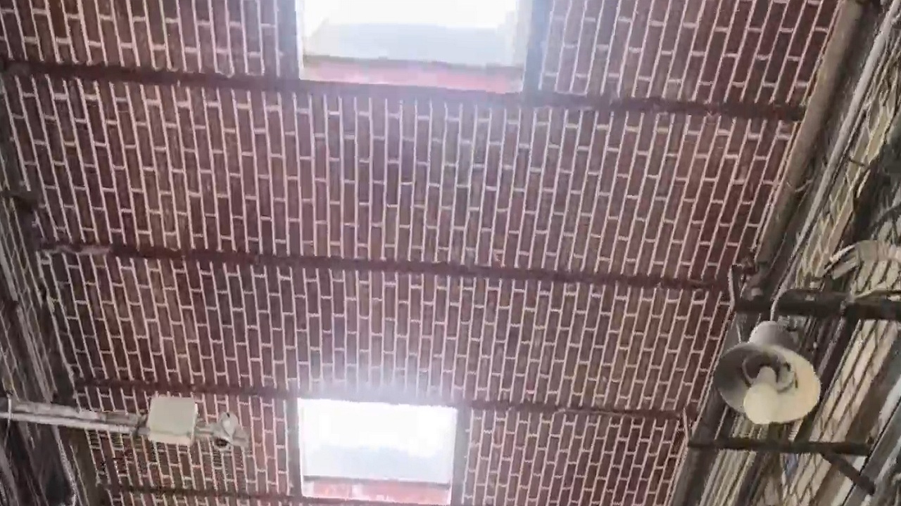پیام آذری