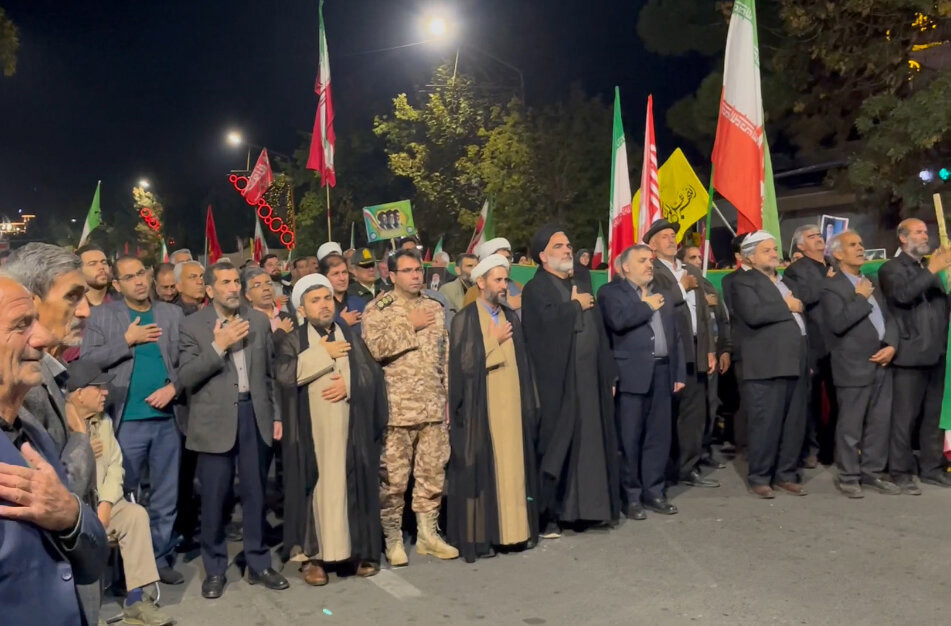 تجدید میثاق مردم سلماس با آرمان‌های انقلاب در موج ۲۳۸ اجتماع شبانه