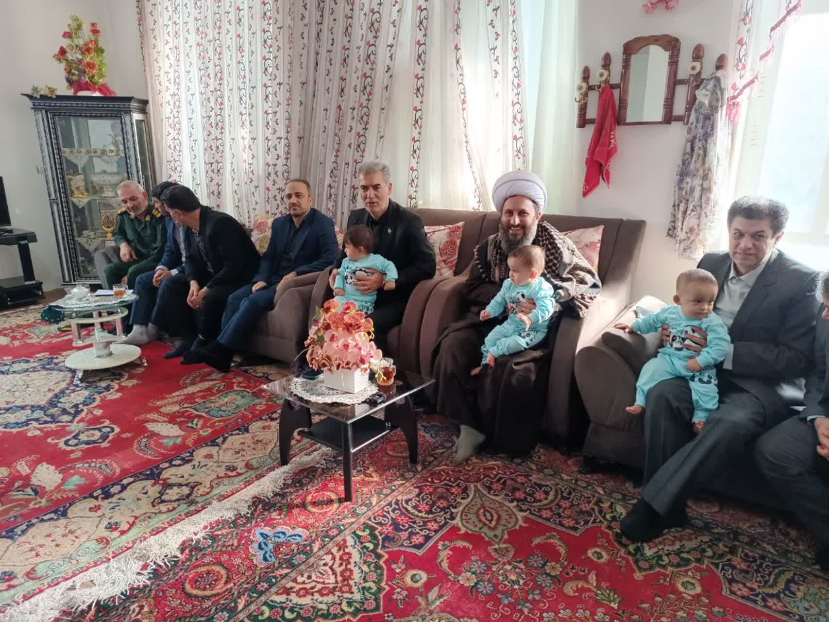 پیام آذری