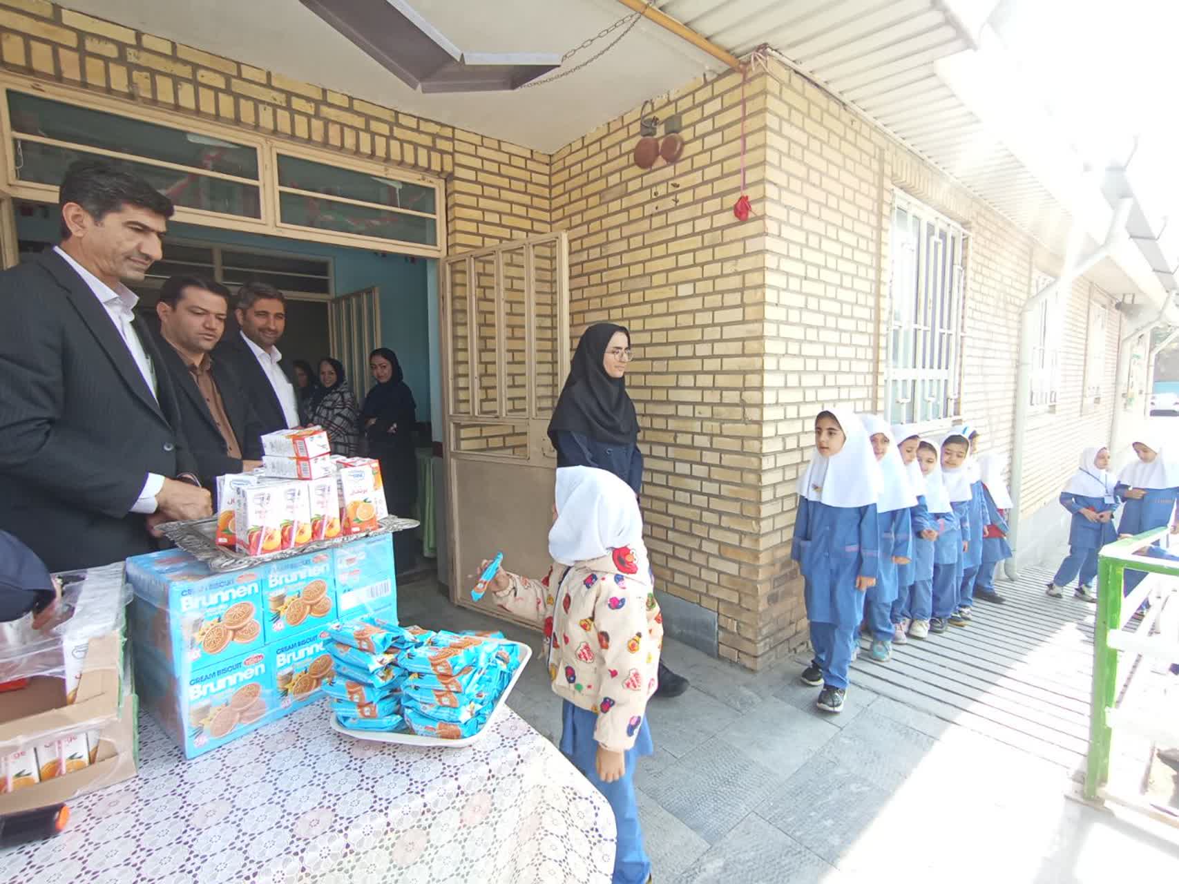 پیام آذری