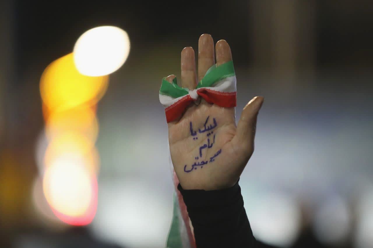 پیام آذری