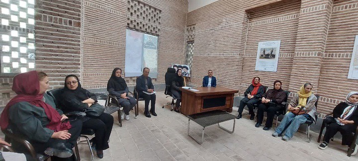 راه اندازی نمایشگاه دائمی صنایع‌دستی در بارگاه شمس تبریزی خوی