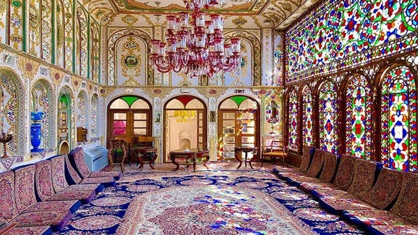 هشت بنای تاریخی اردبیل در حال احیا است