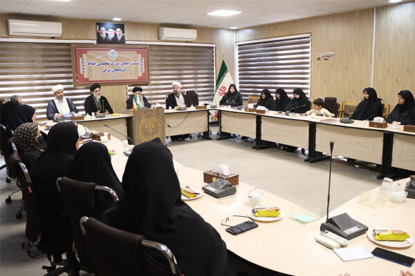 نشست اعطای مدرک تخصصی حفاظ آذربایجان شرقی برگزار شد