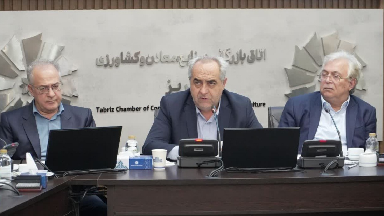 پیام آذری