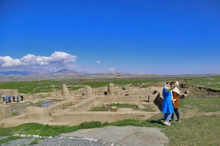 پیام آذری